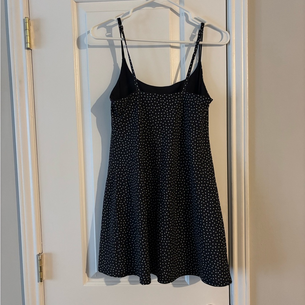 Abercrombie & Fitch Black and White Polka Dot Athletic Dress - Picture 3 of 3